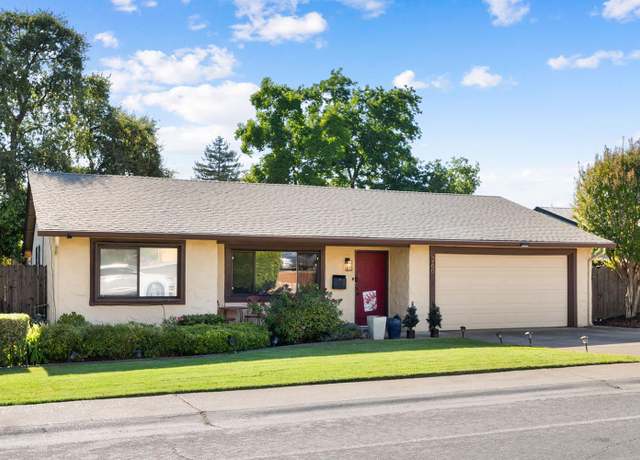 Property at 260 Flower Dr, Folsom, CA 95630, 3 beds, 2 baths