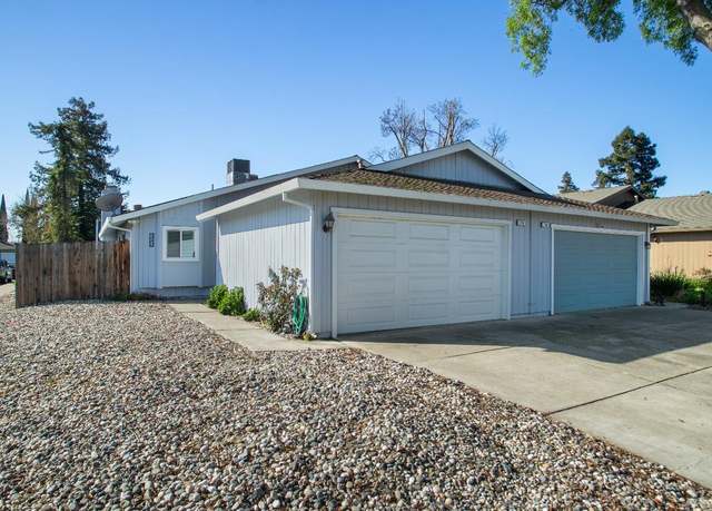 Property at 115 Muir Cir, Woodland, CA 95695, 2 beds, 2 baths