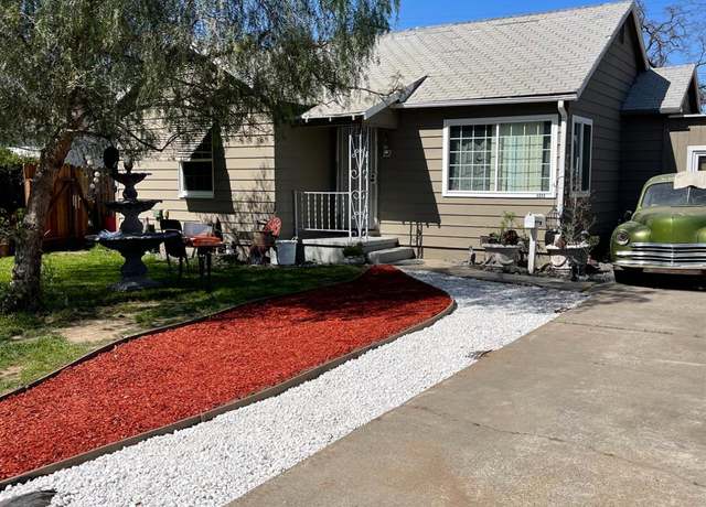 Property at 1371 Diamond Ave, Sacramento, CA 95815, 3 beds, 1 bath
