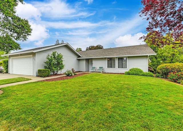 Property at 560 Flower Dr, Folsom, CA 95630, 3 beds, 2 baths