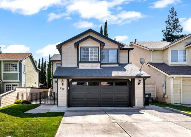 Property at 252 Laurelwood Cir, Manteca, CA 95336, 3 beds, 2.5 baths