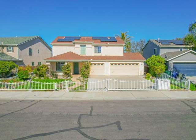 Property at 724 Widgeon Dr, Los Banos, CA 93635, 4 beds, 2.5 baths