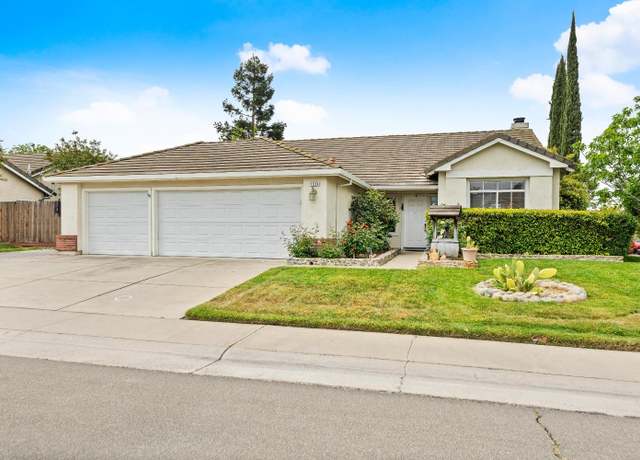 Property at 1054 Starbrook Dr, Galt, CA 95632, 4 beds, 2 baths