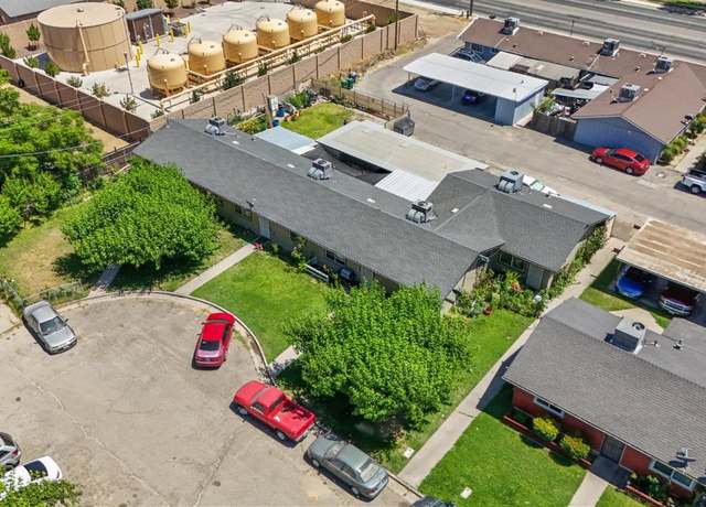 Property at 872 Acacia Ct, Atwater, CA 95301, 8 beds, 4 baths
