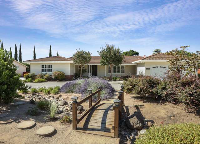 Property at 6796 E Woodward Ave, Manteca, CA 95337, 4 beds, 2.5 baths