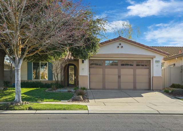 Property at 2352 Fawnwood Ln, Manteca, CA 95336, 2 beds, 2 baths