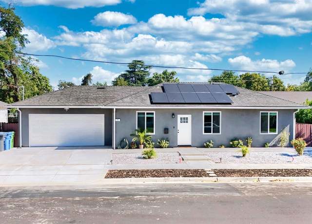 Property at 213 W South St, Tracy, CA 95376, 3 beds, 2 baths
