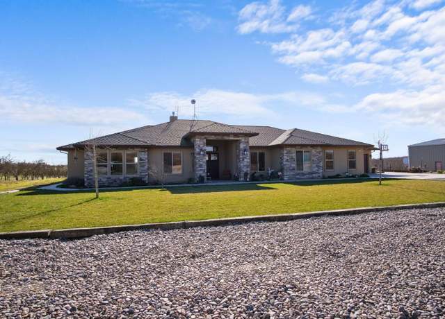 Property at 10393 Bradbury Rd, Ballico, CA 95303, 4 beds, 3 baths