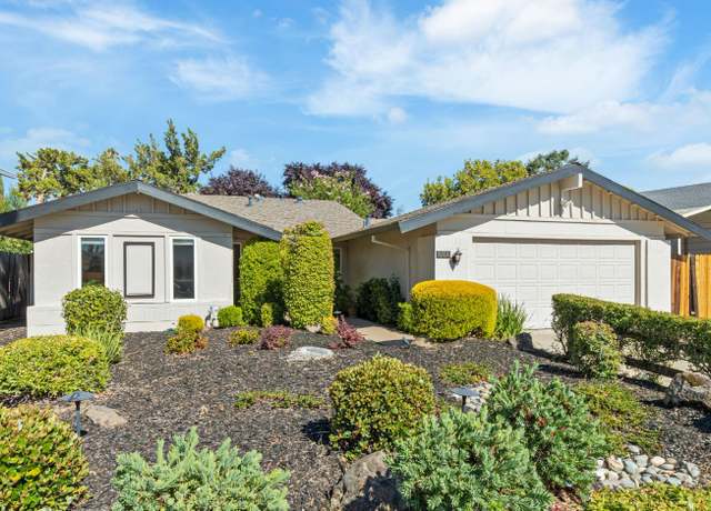 Property at 8166 Canyon Oak Dr, Citrus Heights, CA 95610, 4 beds, 2 baths