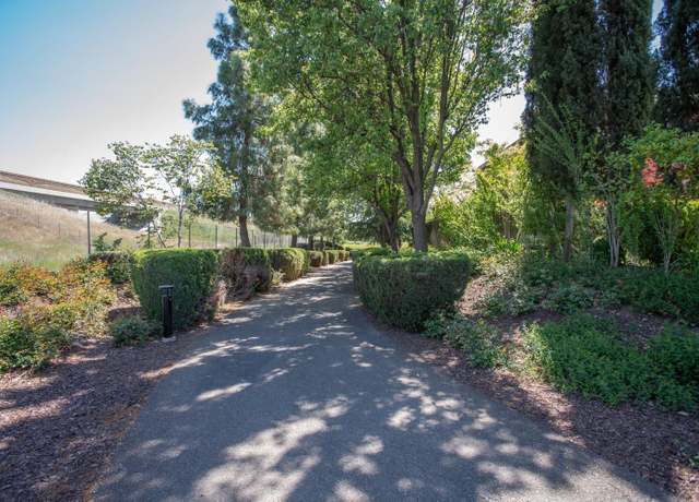 Property at 1273 Regent Cir, Lincoln, CA 95648, 3 beds, 2 baths