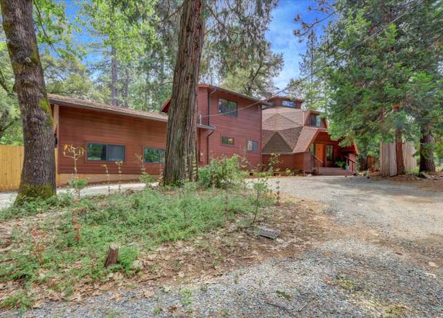 Property at 21580 Rambling Rd, Grass Valley, CA 95945, 3 beds, 3 baths