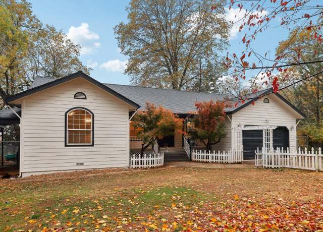 Property at 14795 Royal Flush Ct, Grass Valley, CA 95945, 3 beds, 2.5 baths