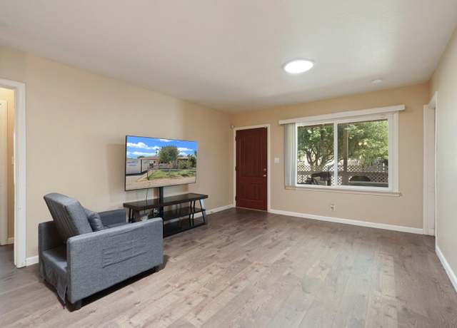 Property at 2621 Darwin, Sacramento, CA 95821, 4 beds, 2 baths