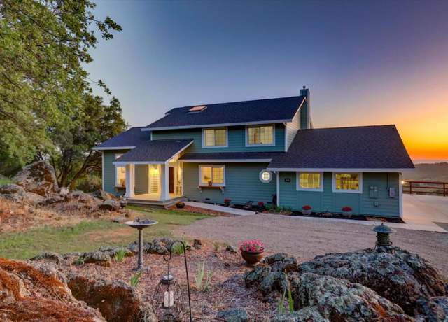 Property at 14225 Countryside Ranch Rd, Grass Valley, CA 95949, 4 beds, 2.5 baths