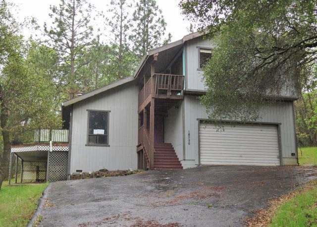 Property at 18750 Hilltop Rd, Penn Valley, CA 95946, 4 beds, 2.5 baths