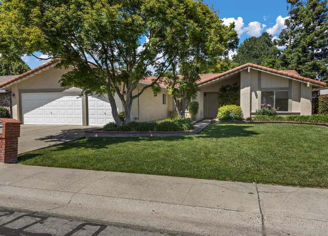 Property at 28 Shady River Cir, Sacramento, CA 95831, 3 beds, 2 baths