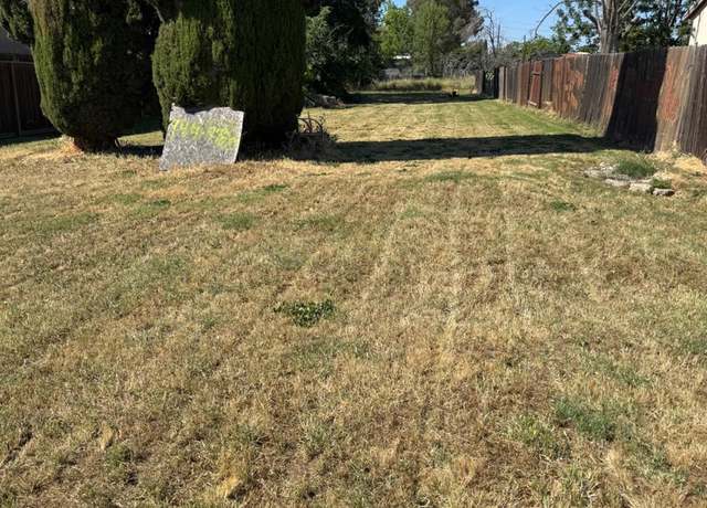 Property at 1025 Las Palmas Ave, Sacramento, CA 95815