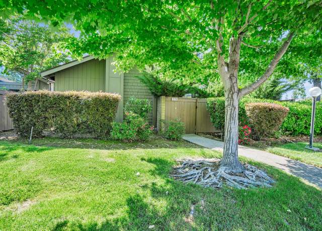 Property at 279 Munroe St, Sacramento, CA 95825, 2 beds, 2 baths