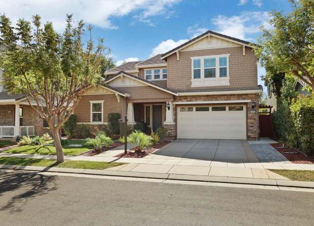 Property at 610 W La Canada Ave, Mountain House, CA 95391, 5 beds, 3.5 baths