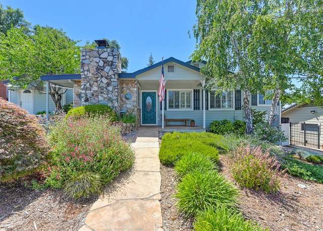 Property at 135 Clark St, Auburn, CA 95603, 3 beds, 3 baths