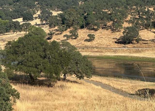 Property at 75 Cormorant Dr, Wallace, CA 95254