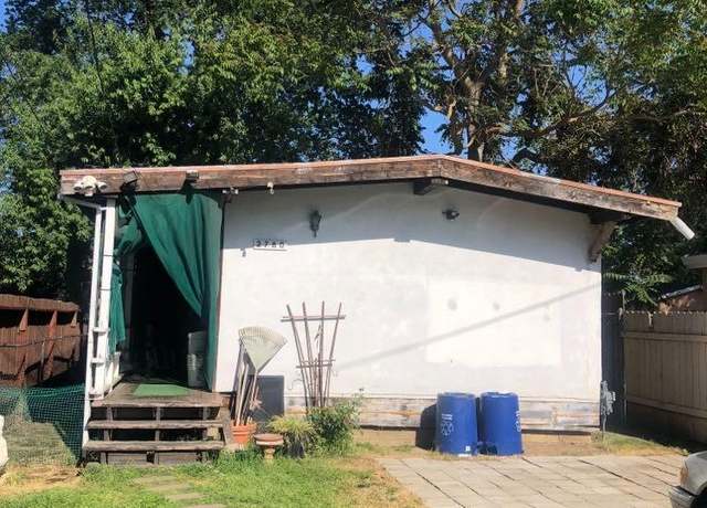 Property at 2780 American Ave, Sacramento, CA 95833, 3 beds, 1 bath