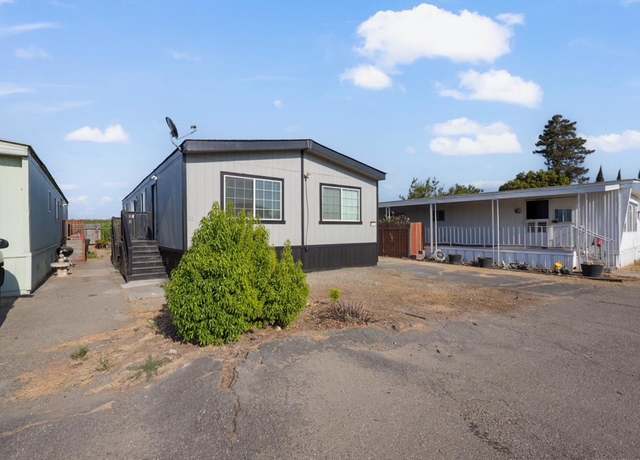 Property at 1624 S Highway 99 Frontage Rd #21, Manteca, CA 95336, 3 beds, 2 baths