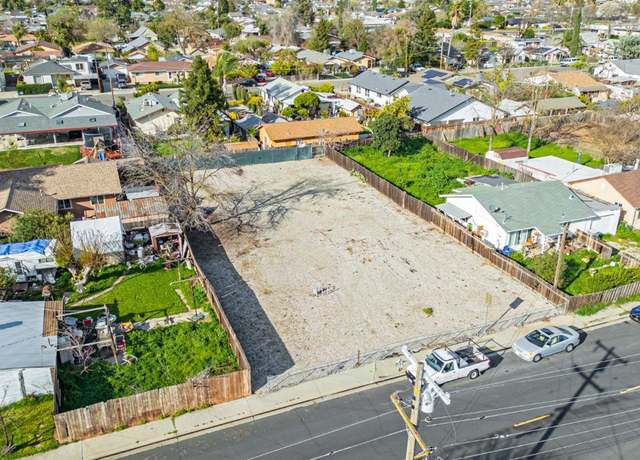 Property at 3711 Nevada Ave, Riverbank, CA 95367