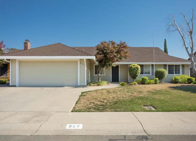 Property at 957 Northpointe Dr, Yuba City, CA 95991, 3 beds, 2 baths