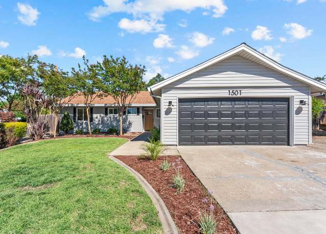 Property at 1501 Crestmont Ave, Roseville, CA 95661, 3 beds, 2 baths