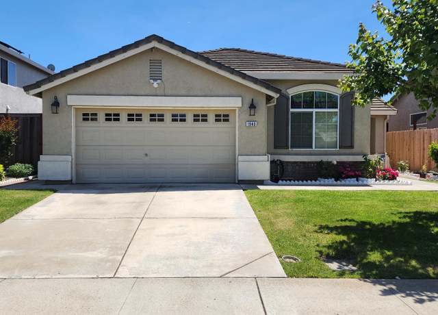 Property at 1940 Universal Dr, Stockton, CA 95206, 4 beds, 2 baths