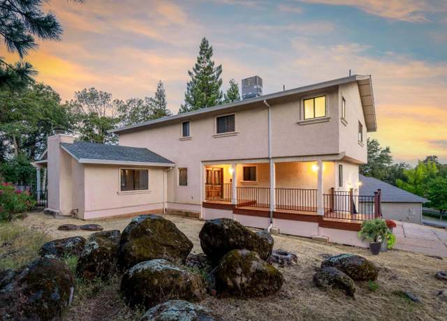 Property at 12065 Waxwing Ct, Penn Valley, CA 95946, 6 beds, 3.5 baths