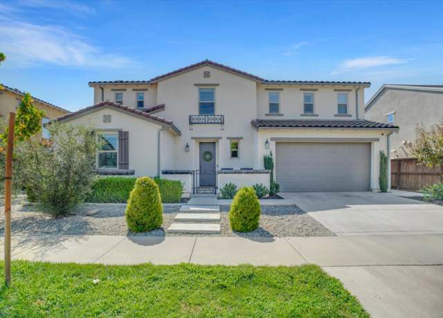 Property at 2325 Tori Way, Oakdale, CA 95361, 4 beds, 3 baths