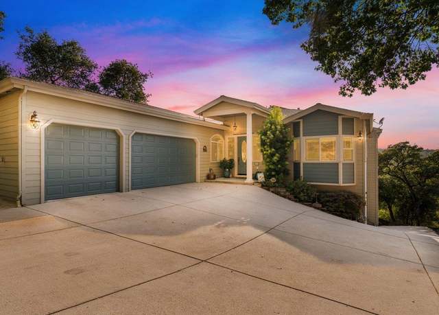Property at 14227 Lodgepole Dr, Penn Valley, CA 95946, 5 beds, 3 baths