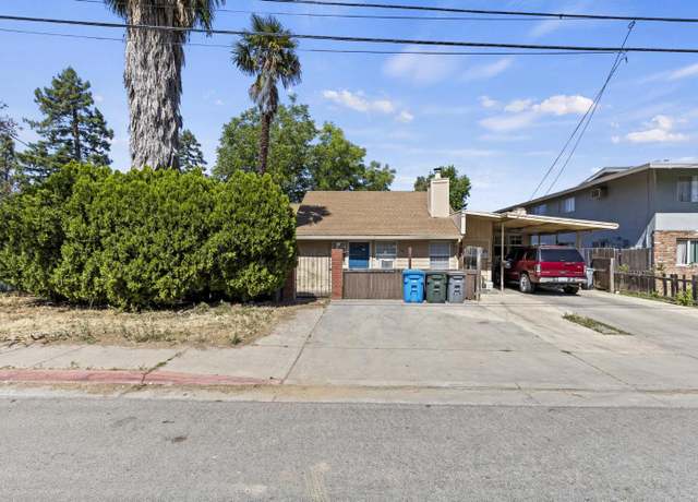 Property at 386 - 386 1/2 N Barrett Rd, Yuba City, CA 95991, 5 beds, 2 baths