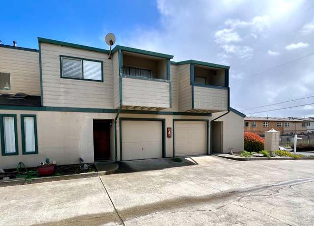 Property at 189 San Pablo Ct #13, Marina, CA 93933, 3 beds, 1.5 baths