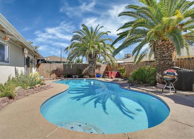 Property at 7000 Rio Linda Blvd, Rio Linda, CA 95673, 3 beds, 2 baths