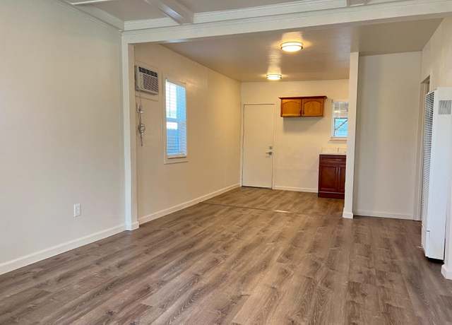 Property at 609 E Jefferson St, Stockton, CA 95206, 2 beds, 1 bath