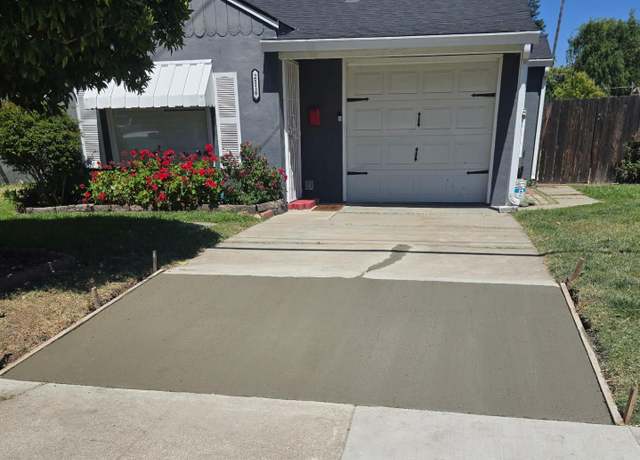 Property at 2116 Mission Rd, Stockton, CA 95204, 2 beds, 1 bath