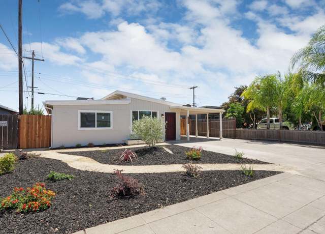 Property at 1436 S Sacramento St, Lodi, CA 95240, 3 beds, 1 bath