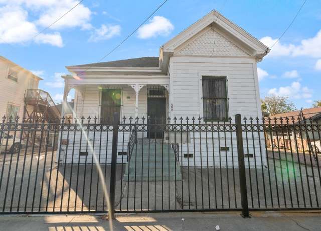 Property at 336 E Sonora St, Stockton, CA 95203, 4 beds, 2.5 baths