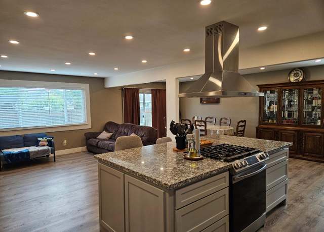 Property at 3810 Woodhue Way, North Highlands, CA 95660, 3 beds, 2 baths