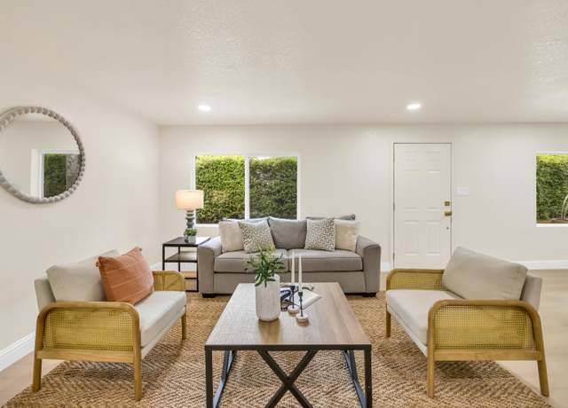 Property at 11405 Joeger Rd, Auburn, CA 95602, 4 beds, 2 baths