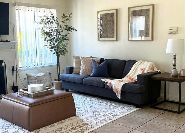 Property at 2005 Cedar Ridge Dr, Stockton, CA 95207, 2 beds, 1 bath