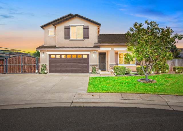 Property at 254 Daisy Ct, Galt, CA 95632, 4 beds, 3 baths