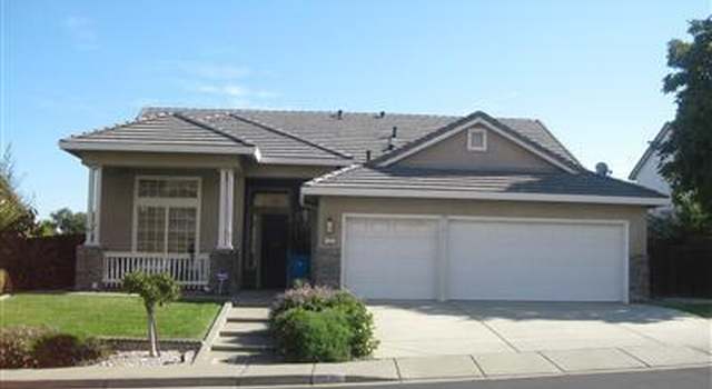 Photo of 1237 Los Robles Ct, Vacaville, CA 95687
