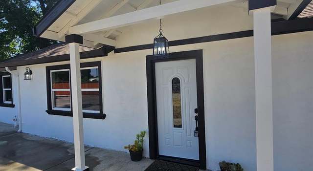 Photo of 814 S Shasta Ave, Stockton, CA 95205