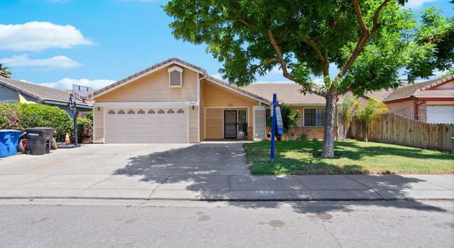 Photo of 1514 Fribourg Ln, Ceres, CA 95307