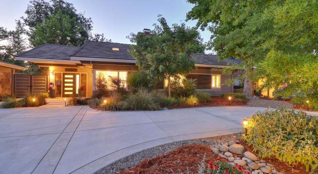 Photo of 3905 Esperanza Dr, Sacramento, CA 95864