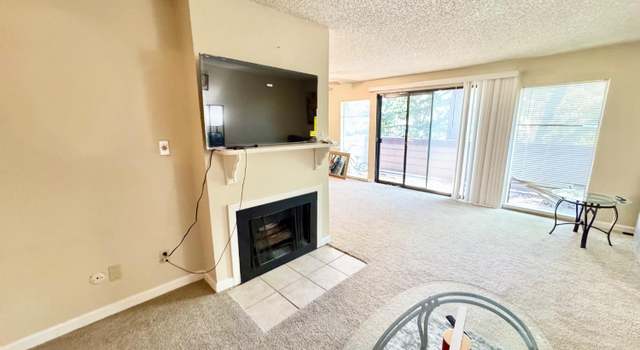 Photo of 901 Fulton Ave #402, Sacramento, CA 95825